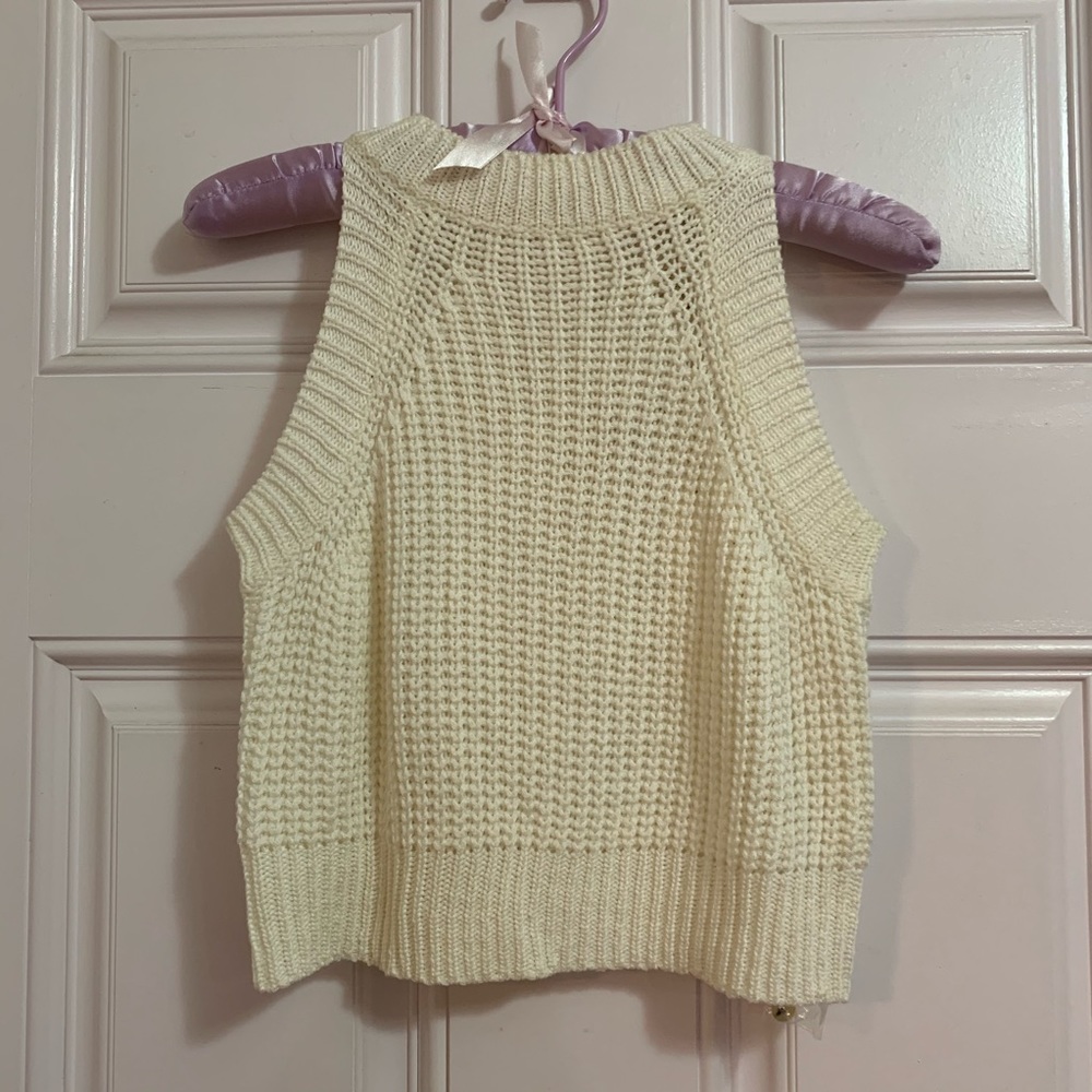 ANGL Knitted Tank Crop Top in Invory